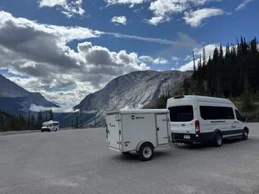 Bus für Kleingruppen Bus Tour Alberta Rockies