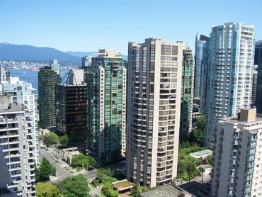 Downtown Vancouver Calgary to Vancouver, guided tour