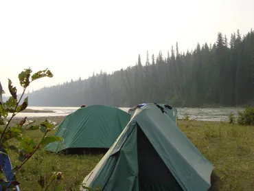 Canoeing down the Athabasca River camping tour, canoe trip, rocky mountains